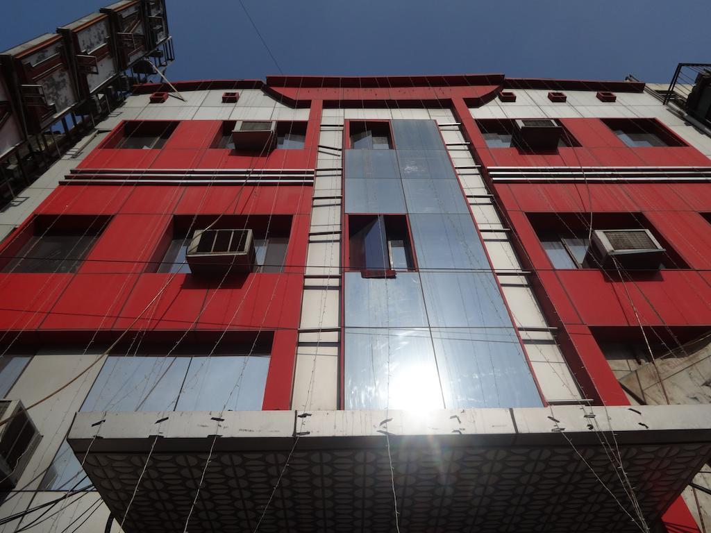 Hotel Milan Deluxe New Delhi Exterior foto